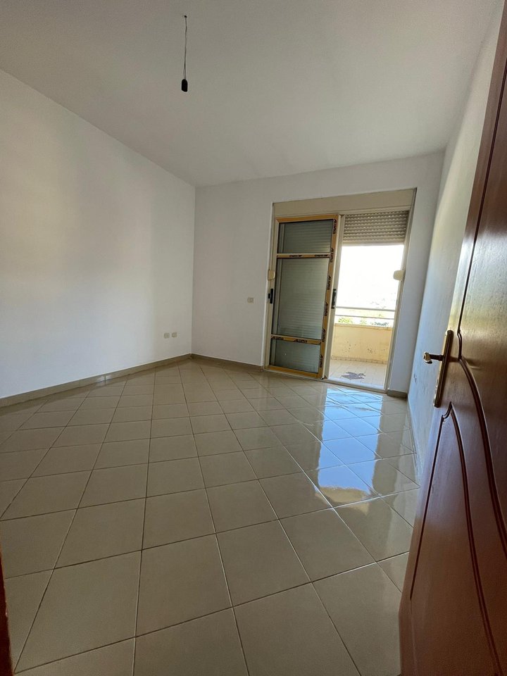 APARTAMENT 1+1 PER SHITJE,NE ORIKUM!