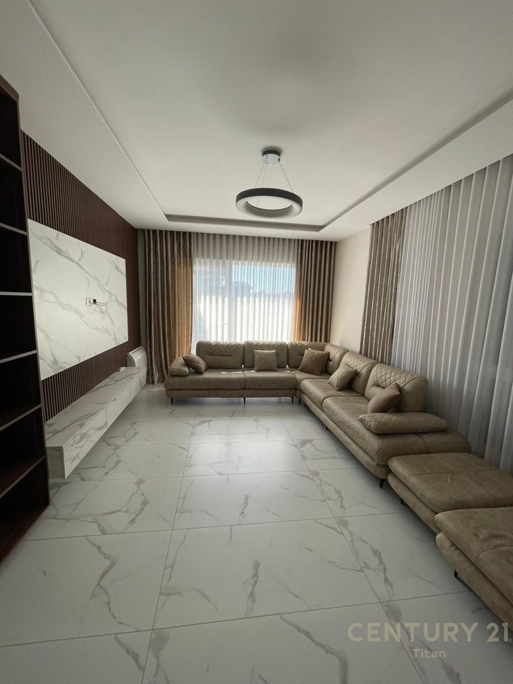 Appartamento 2+1 in vendita a Kamez