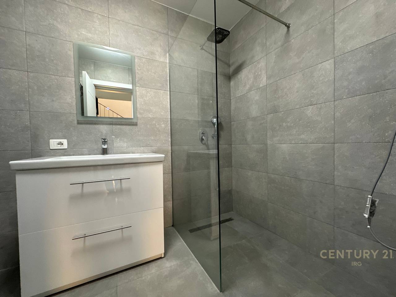 Vile ne Rezidencen Olive Grove!