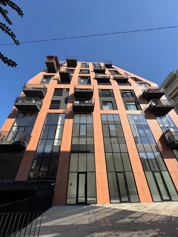 Apartment 3+1+2 at Kavaja Street