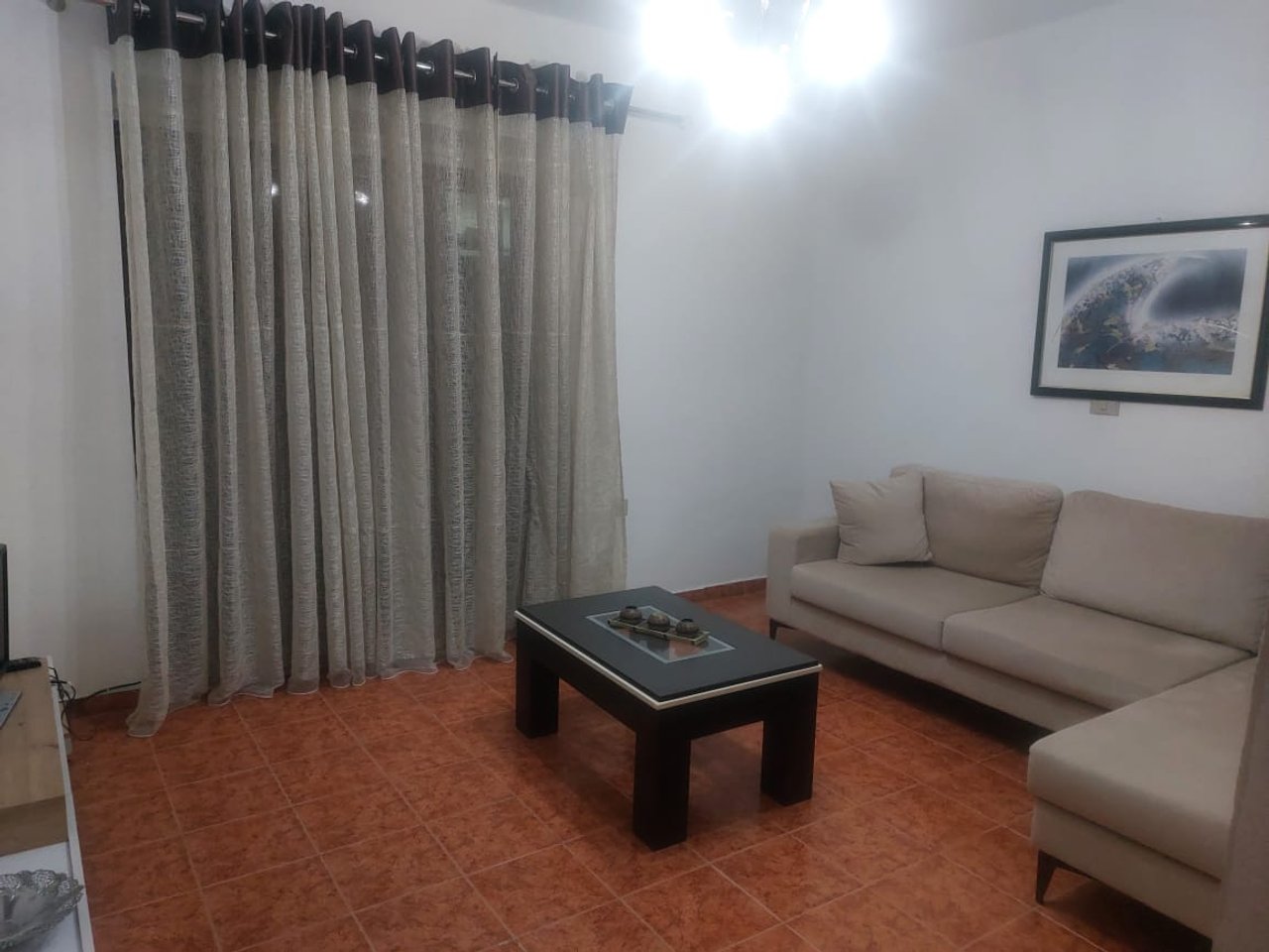 SHITET APARTAMENT 1+1 PRANE BULEVARDIT"ISMAIL QEMALI"!