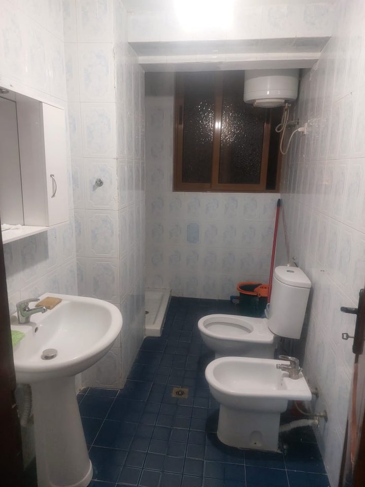 SHITET APARTAMENT 1+1 PRANE BULEVARDIT"ISMAIL QEMALI"!