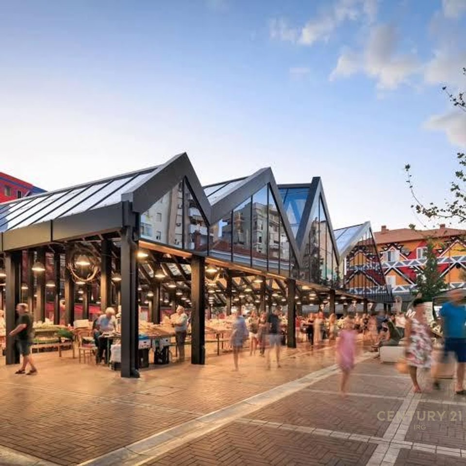 APARTMENT NEAR THE NEW MARKET FOR SALE!