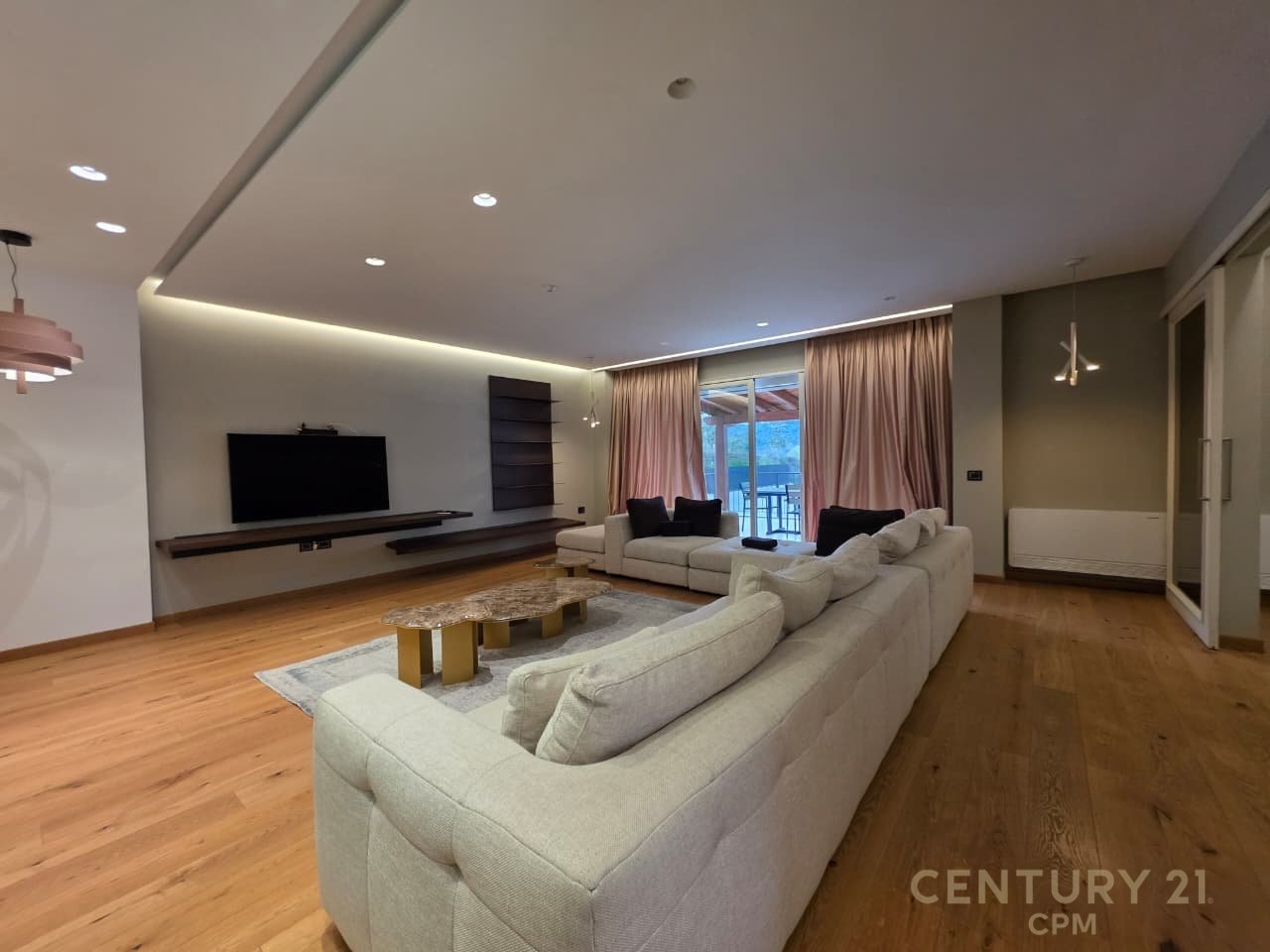 SHESIM APARTAMENT 2+1+2 LUX TEK SECRET GARDEN!