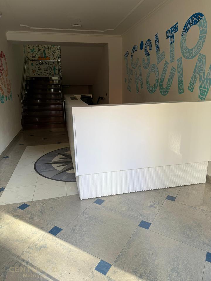 Njësi Biznesi Unike për Shitje në Qendër të Bllokut