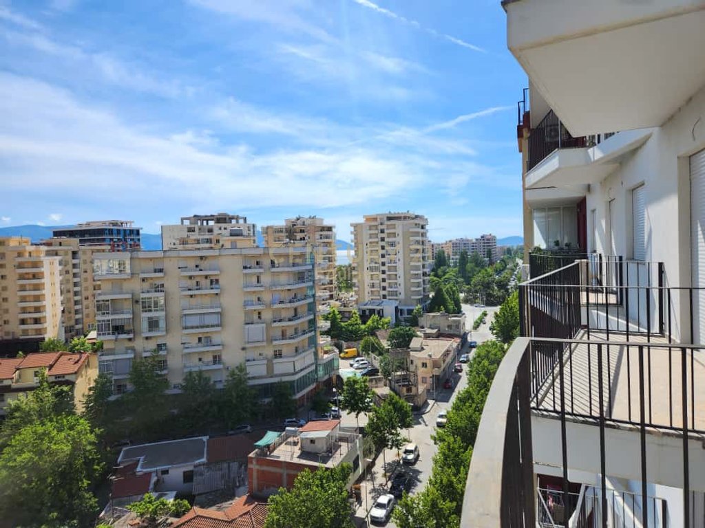 2+1 APARTMENT FOR SALE NEAR LUNGOMARE