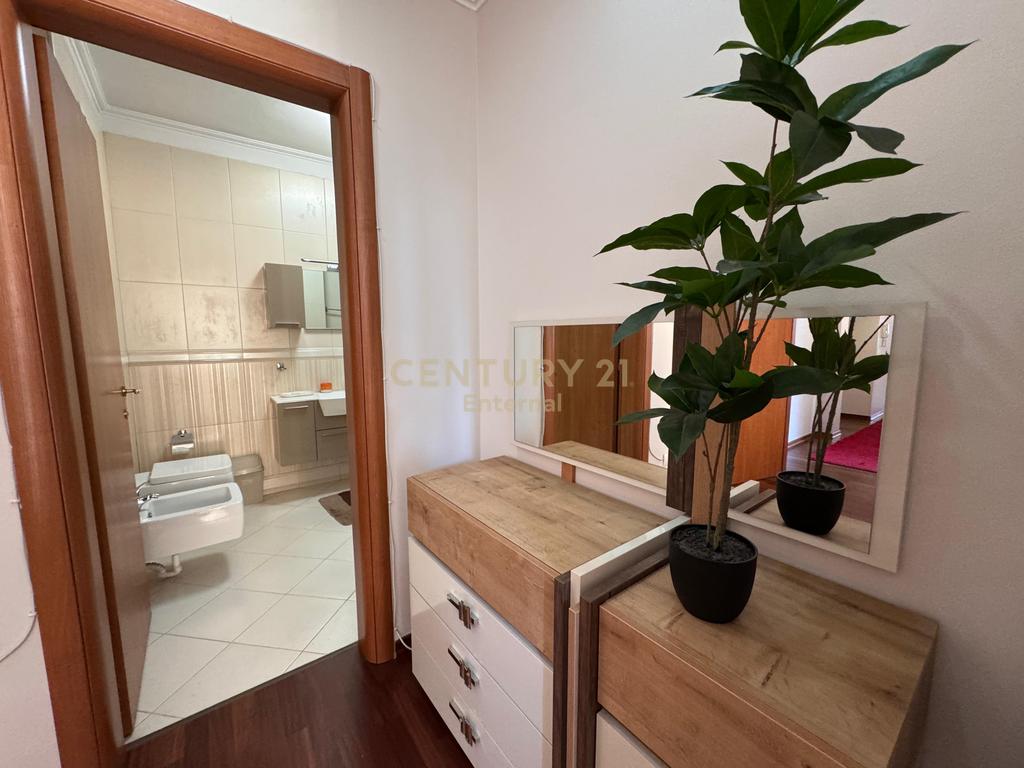 Apartment 2+1+2+ parking for rent in Ambasador 2