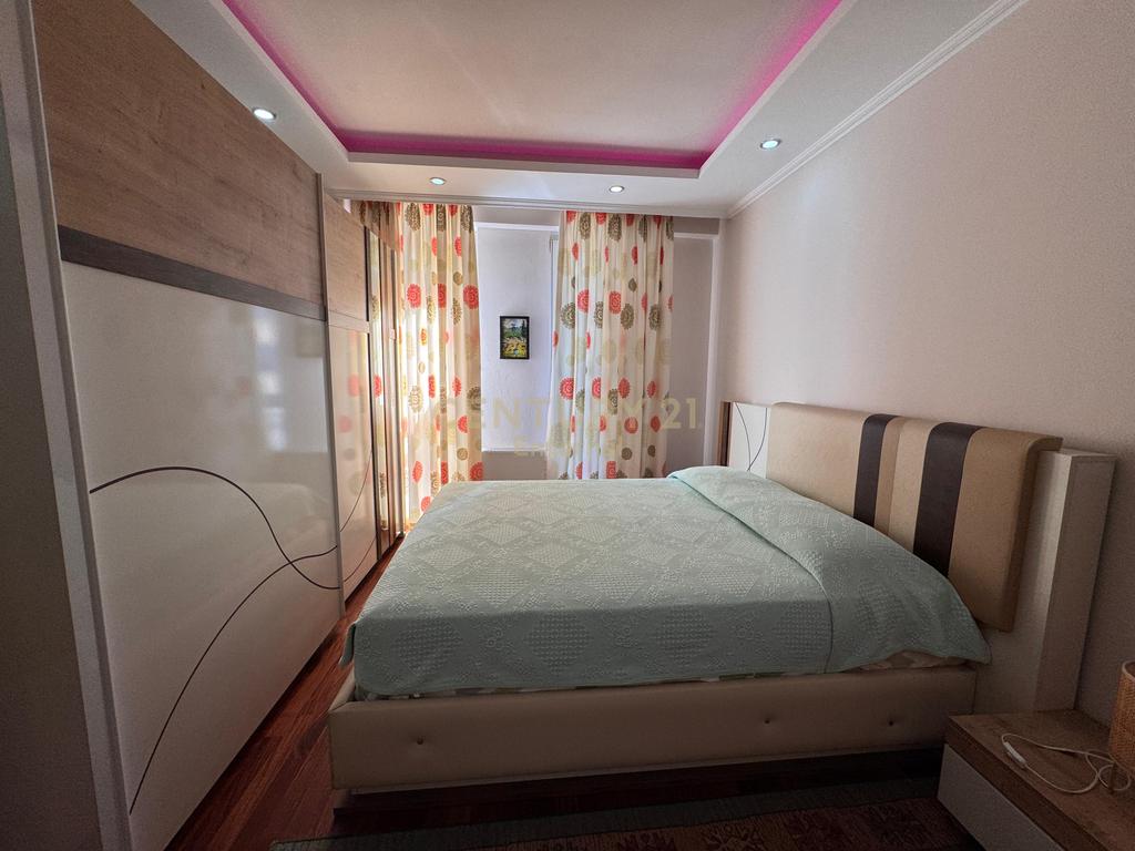 Apartment 2+1+2+ parking for rent in Ambasador 2