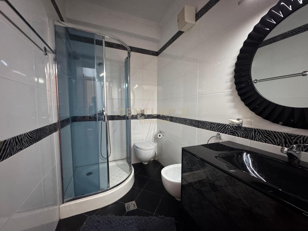 Apartment 2+1+2+ parking for rent in Ambasador 2