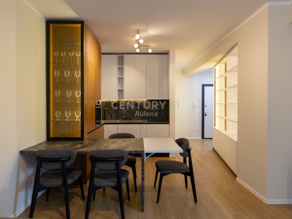 Modern 2+1 Apartment for Sale near Lungomare 1!