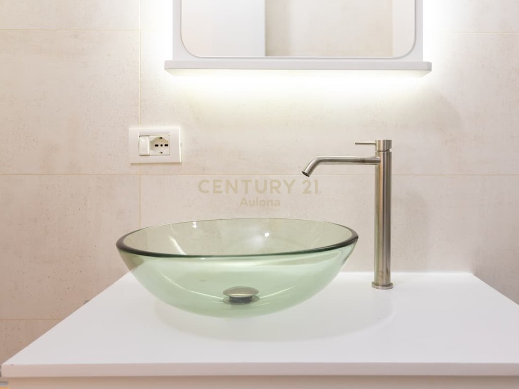 Modern 2+1 Apartment for Sale near Lungomare 1!