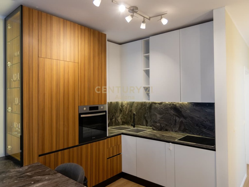 Modern 2+1 Apartment for Sale near Lungomare 1!