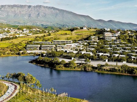 Apartament 1+1 me ballkon dhe pamje nga liqeni në rezidencën Farka Lake Front.