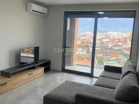 JEPET APARTAMENT 2+1 + POST PARKIMI ME QIRA TEK FIORI DI BOSCO !