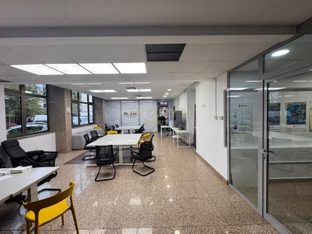 AMBIENT KOMERCIAL KATI 0 PER QERA TEK SHESHI WILSON !!!