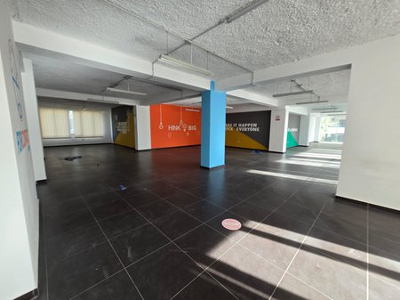 NJESI E ORGANIZUAR NE DY KATE,PER QIRA ,PRANE BULEVARDIT "ISMAIL QEMALI"!