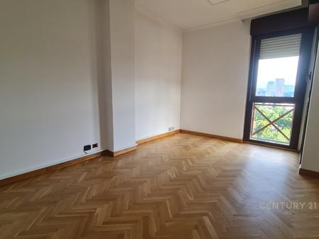 ZYRE TEK TORRE DRINI!