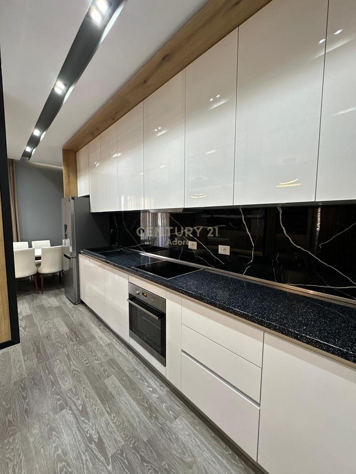 Penthouse+ Post Parkimi per Qira tek Kodra e Diellit!