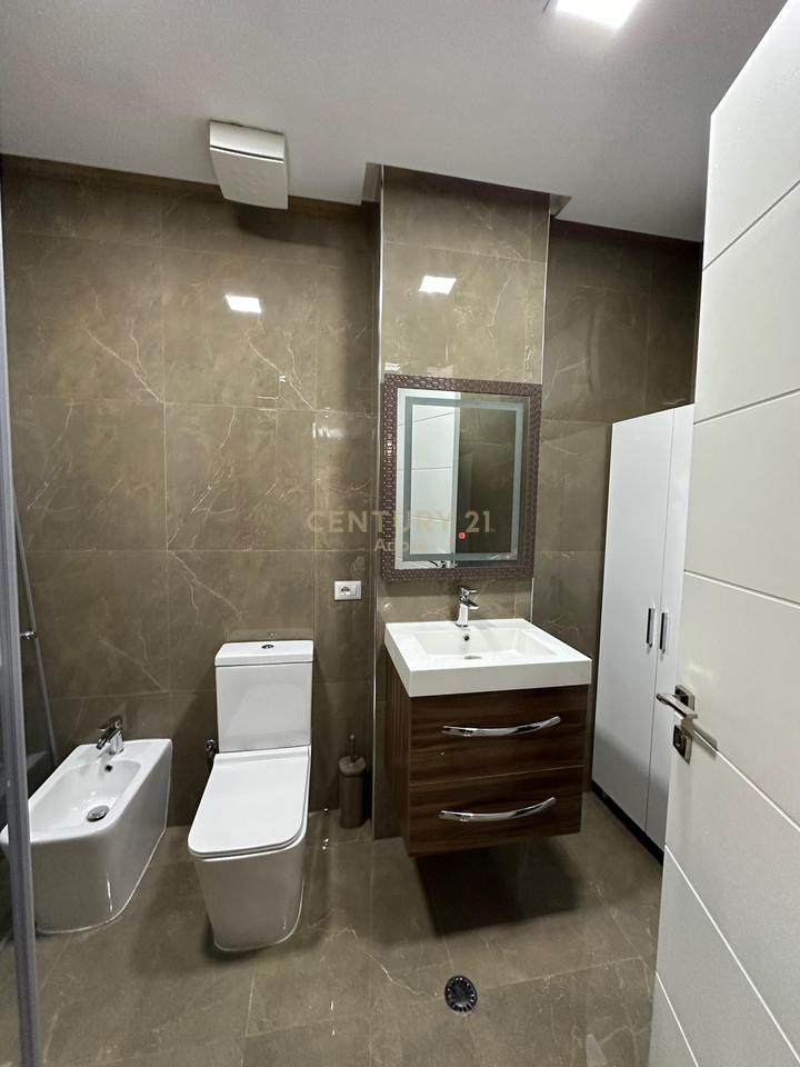 Penthouse+ Post Parkimi per Qira tek Kodra e Diellit!