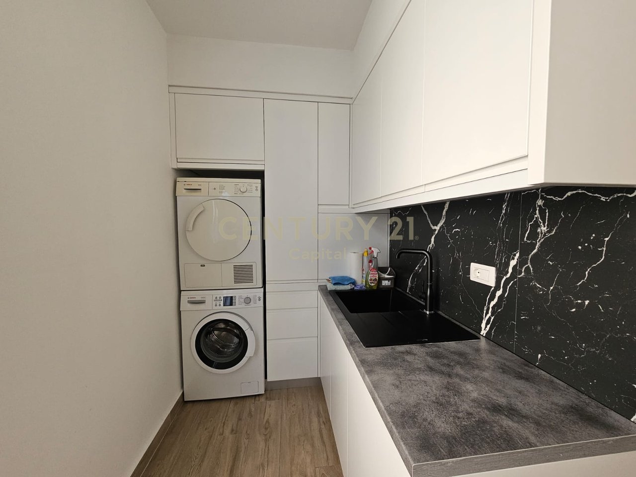 APPARTAMENTO 2+1+ GARAGE IN VENDITA SUL LUNGOMARE