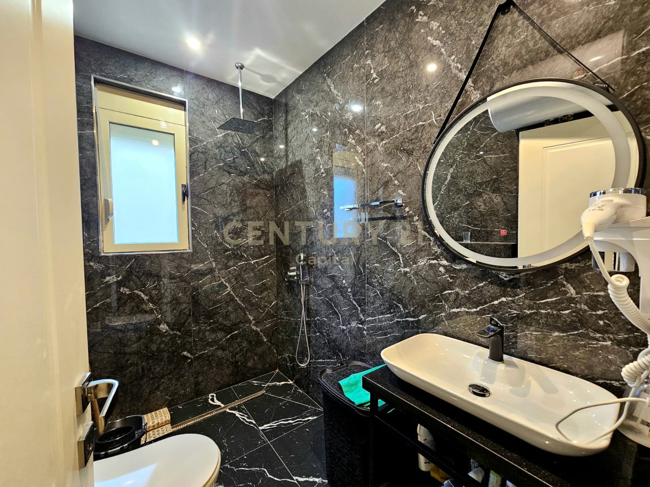 APPARTAMENTO 2+1+ GARAGE IN VENDITA SUL LUNGOMARE