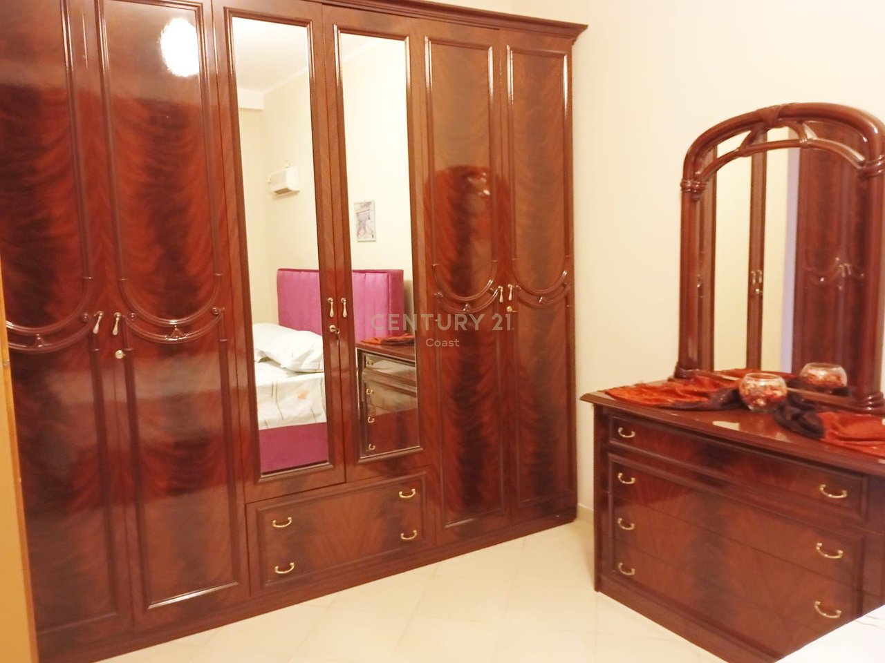 Appartamento in affitto 2+1+2 – Lungomare, Vlorë