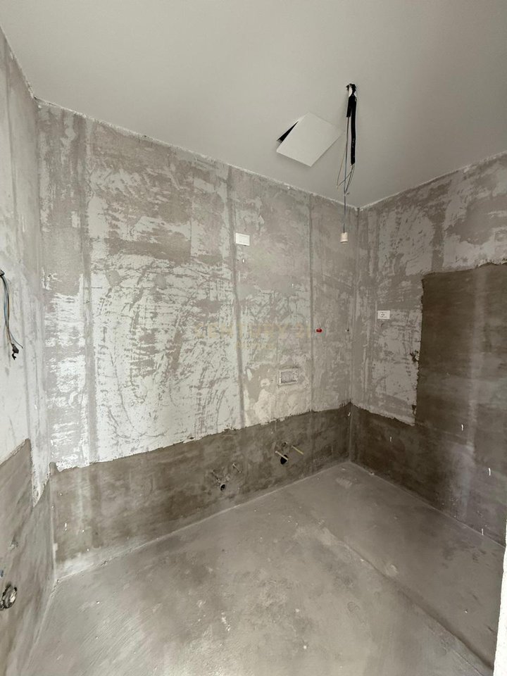 Appartamento 3+1+2 in vendita al Lake View Residence!