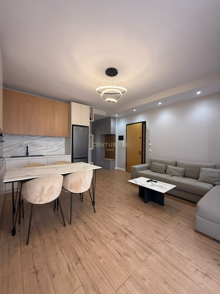 Super Apartment 1+1 for Rent in the Ish-Kombinat area, Vlora