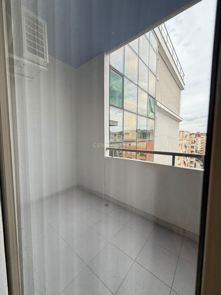 Super Apartment 1+1 for Rent in the Ish-Kombinat area, Vlora