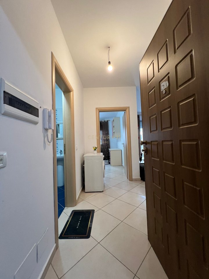 2+1 apartment for rent in the Ish-Kombinat area, Vlora.