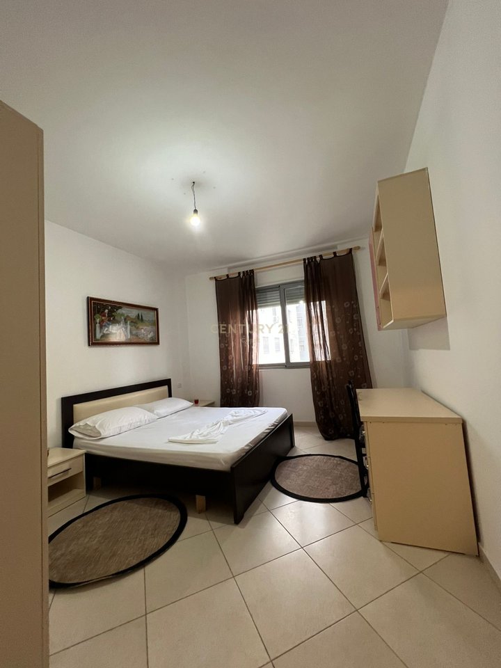 2+1 apartment for rent in the Ish-Kombinat area, Vlora.