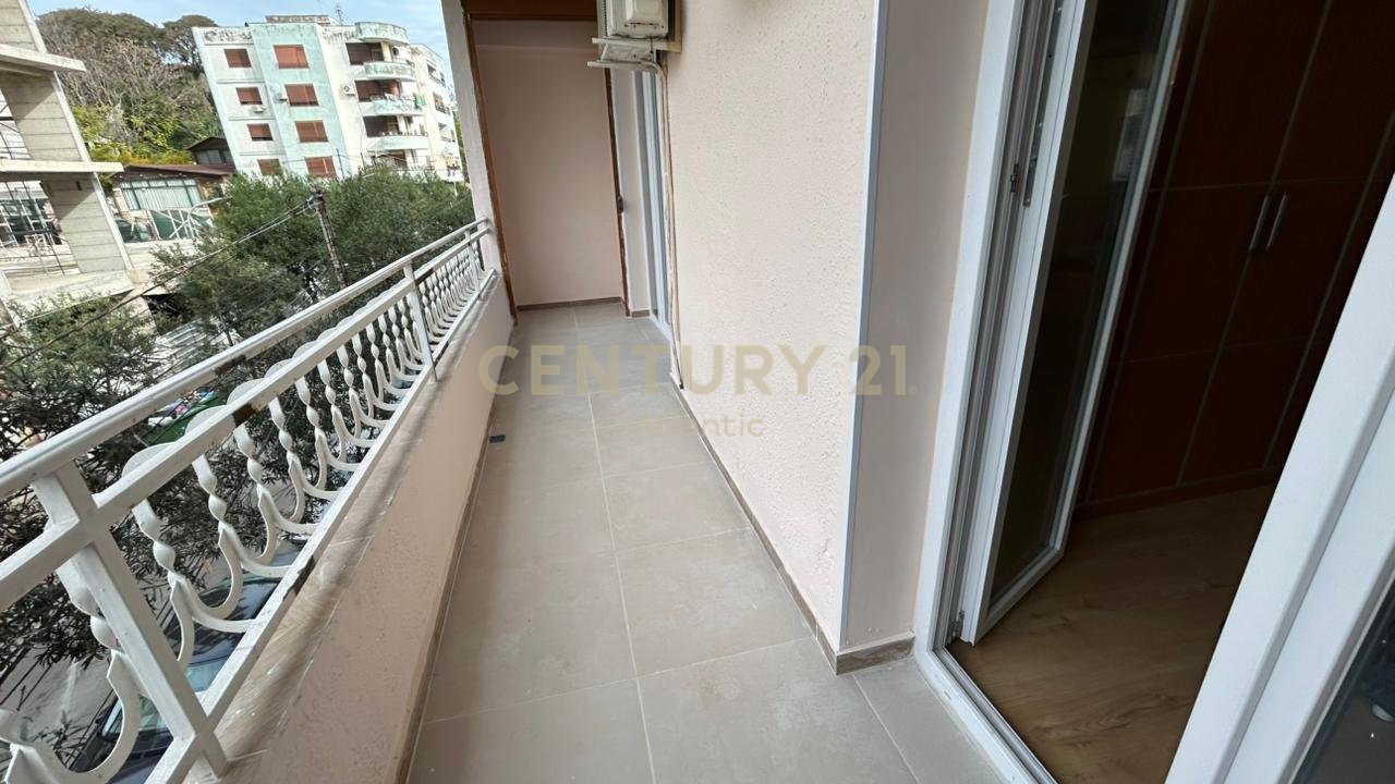 Shitet Apartament 2+1 – Vollga, Durrës !