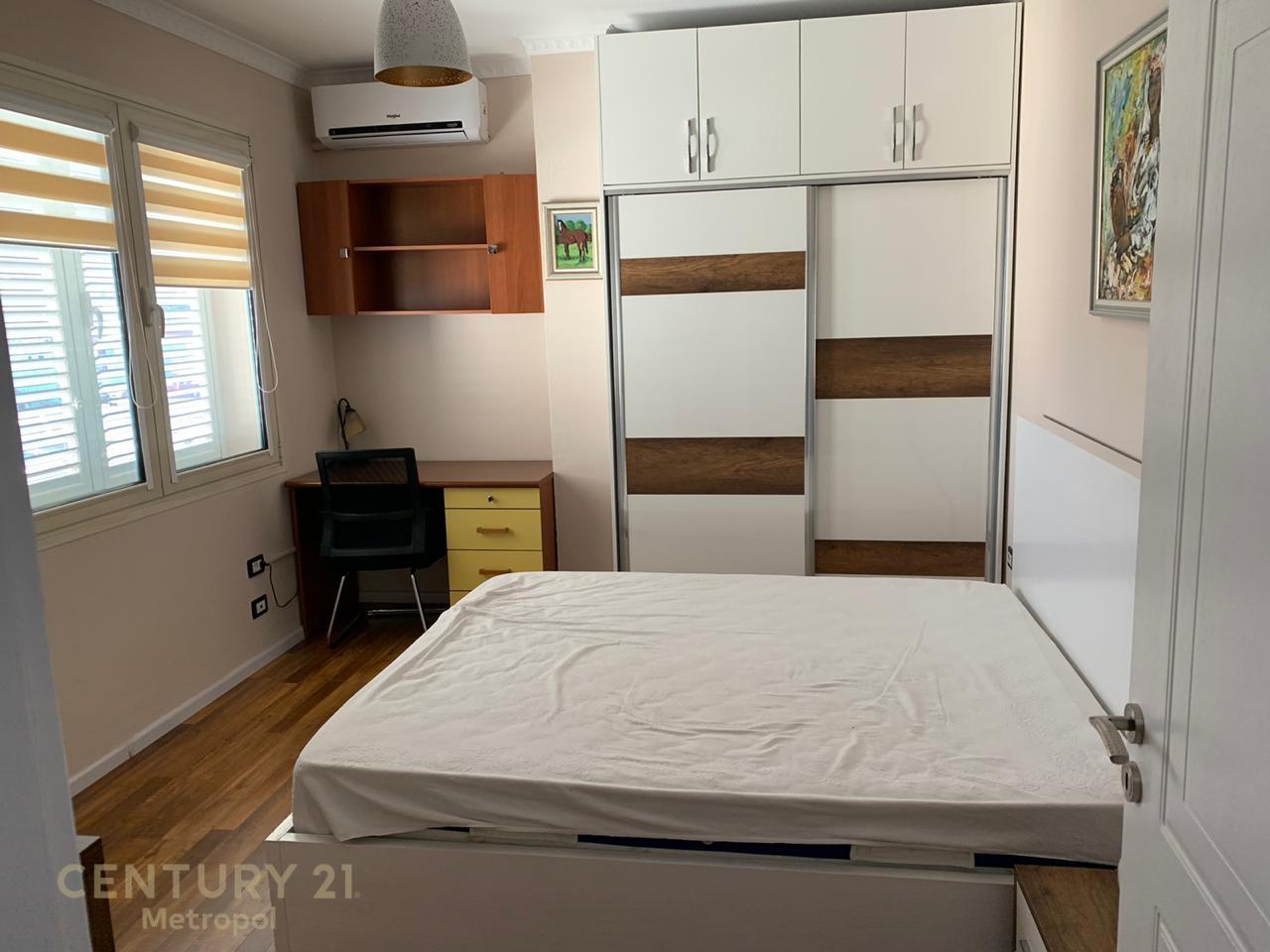 APARTAMENT 1+1 PER QIRA, RRUGA E ELBASANIT!
