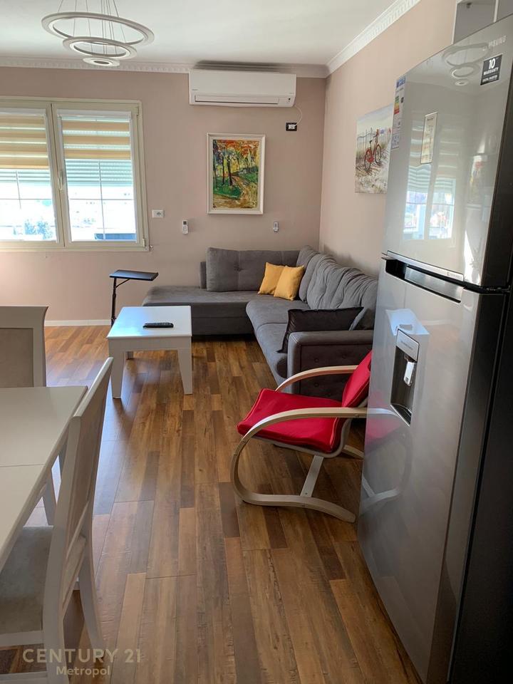 APARTAMENT 1+1 PER QIRA, RRUGA E ELBASANIT!