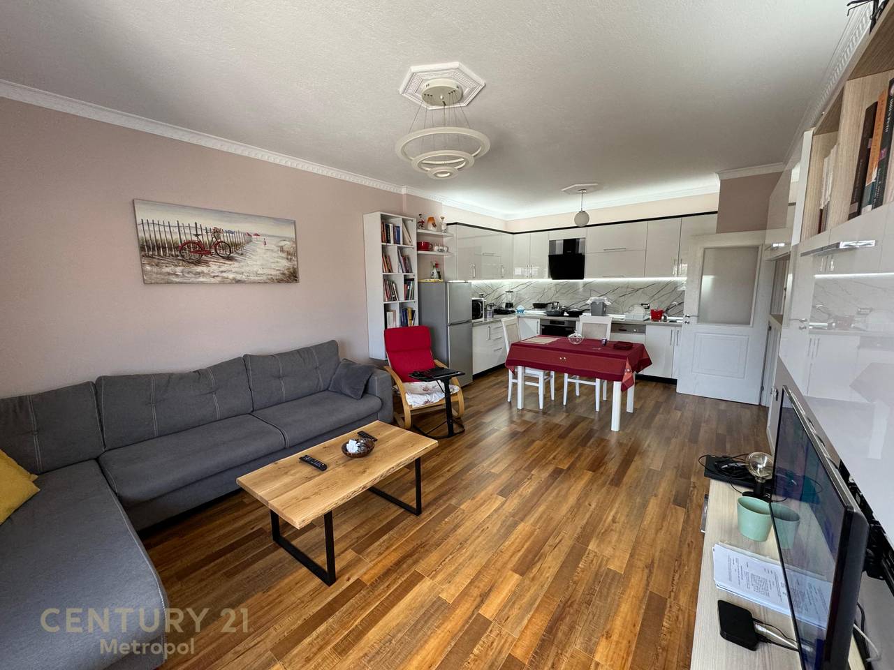 APARTAMENT 1+1 PER QIRA, RRUGA E ELBASANIT!