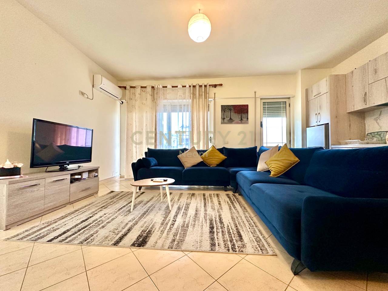 QIRA, APARTAMENT 2+1+2 ME POST PARKIMI‼️