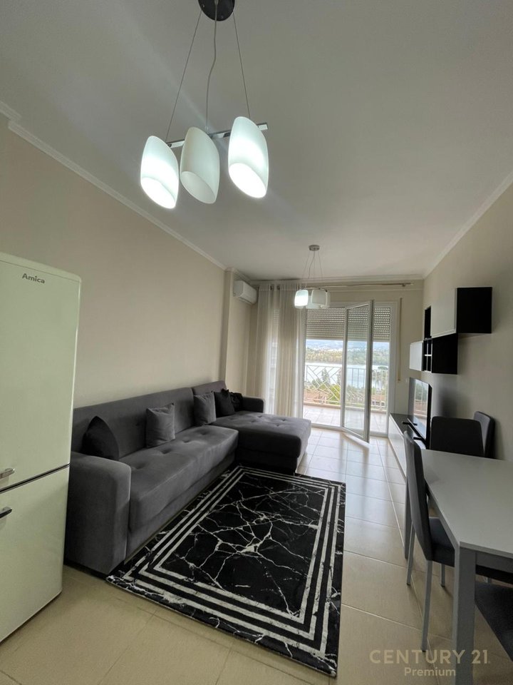 Apartament 2+1+2 Me Qira në Kopshtin Botanik Zoologjik, Tiranë!