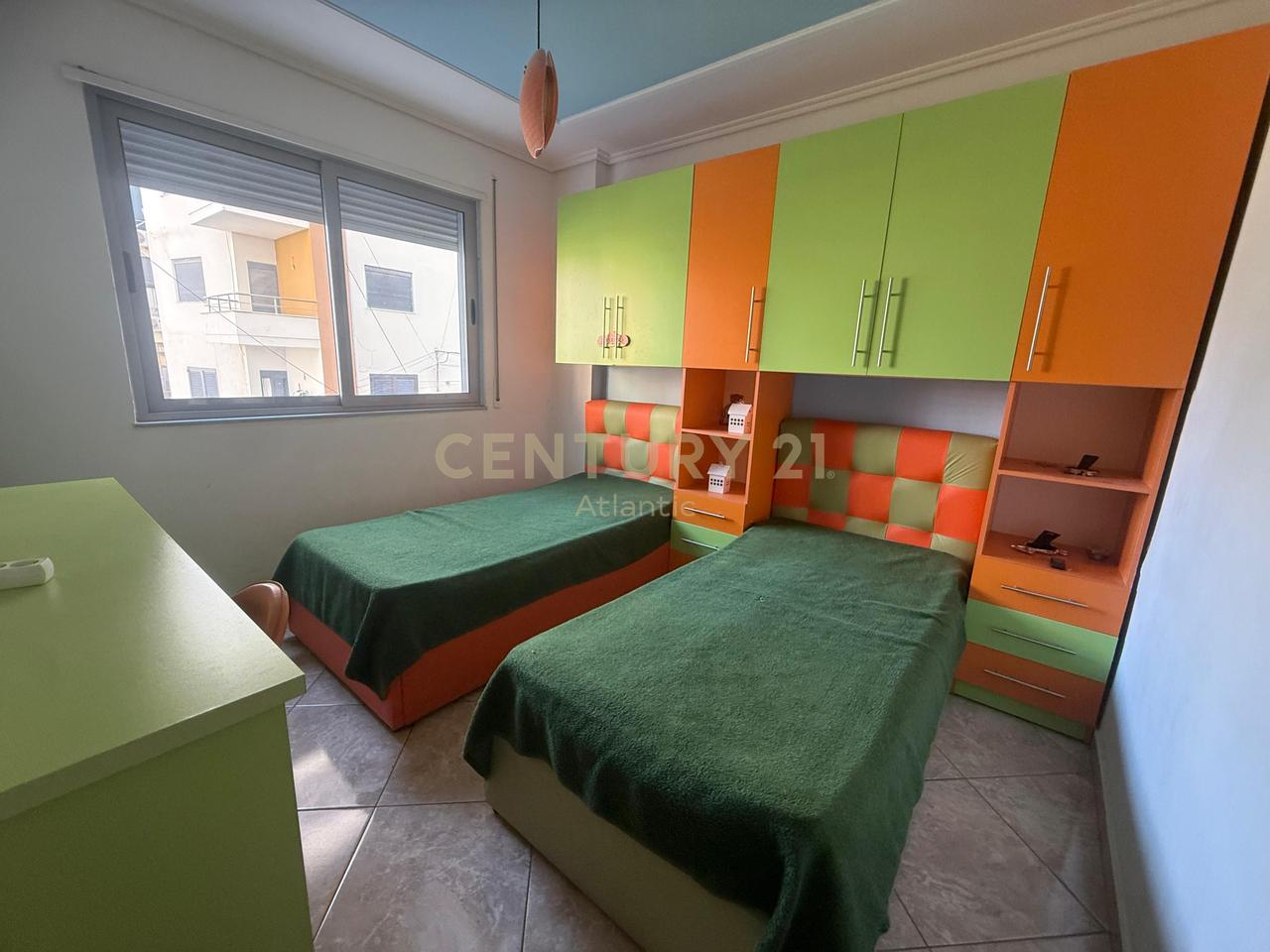 Apartment 2+1+2t + Garage 24.7m2 For Sale at Plazh Hekurudha, Durrës - 143000 | 100 m²