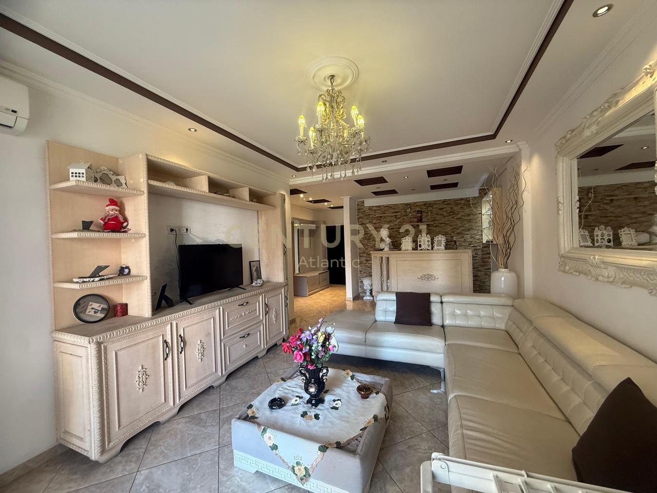 Apartment 2+1+2t + Garage 24.7m2 For Sale at Plazh Hekurudha, Durrës - 143000 | 100 m²