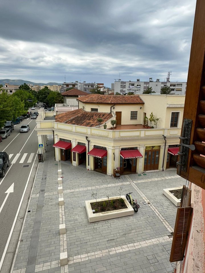 JEPET ME QIRA APARTAMENT 1+1 PRANË QENDRËS HISTORIKE, VLORE!
