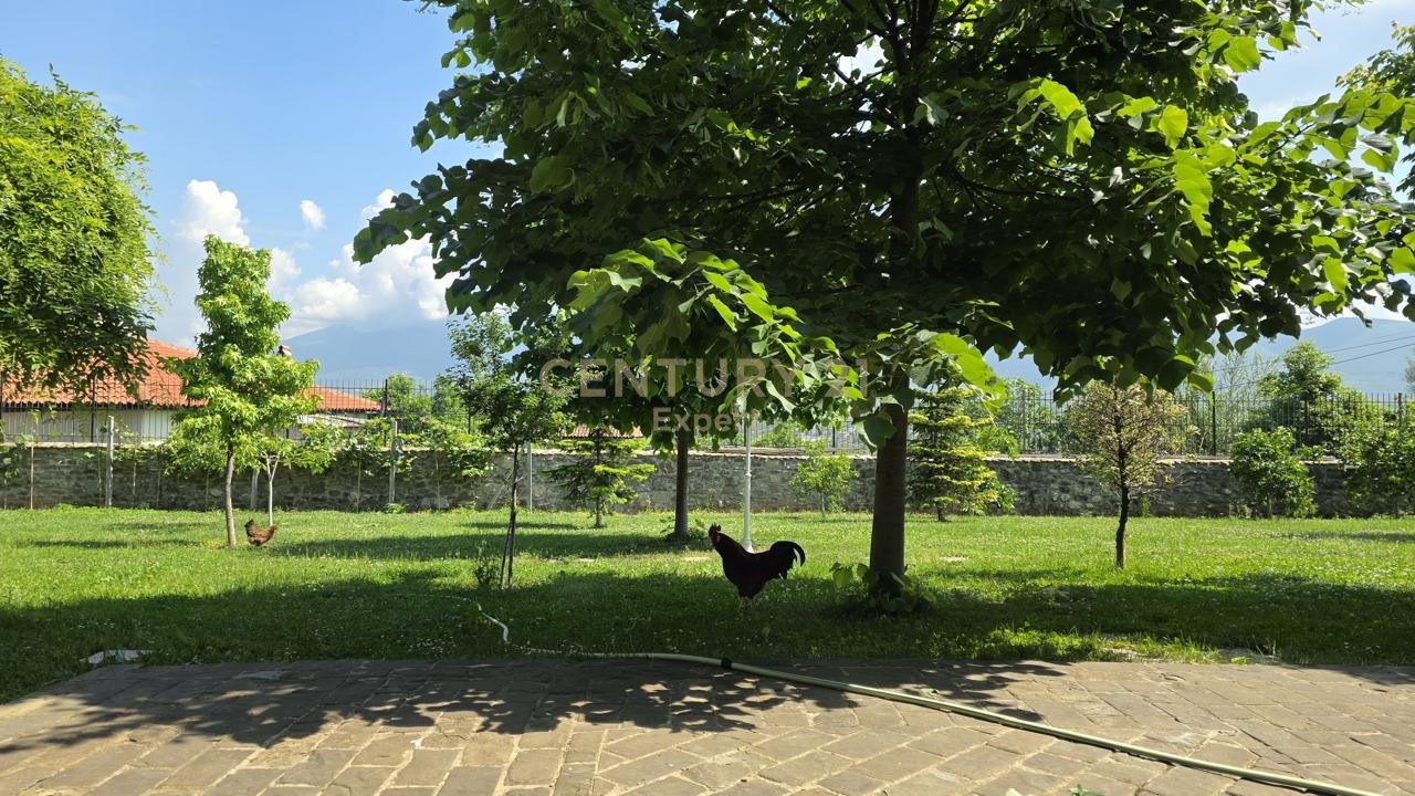 INDIVIDUAL APARTMENTS FOR RENT IN THE SUBURBS OF TIRANA, DOBRESH !!