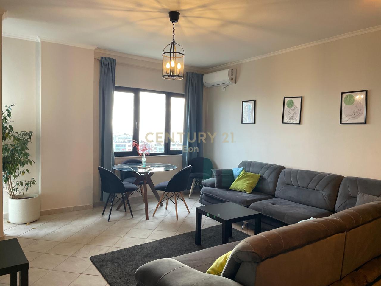 SHITET APARTAMENT  1+1 TE VILA ZOGUT, PAMJE DETI !