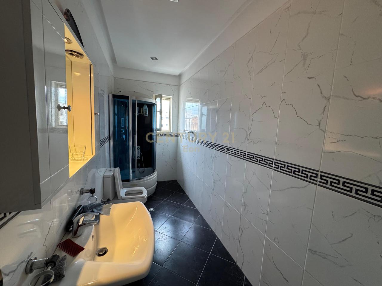 SHITET APARTAMENT 2+1, MUNDESI KTHIMI NE 3+1!