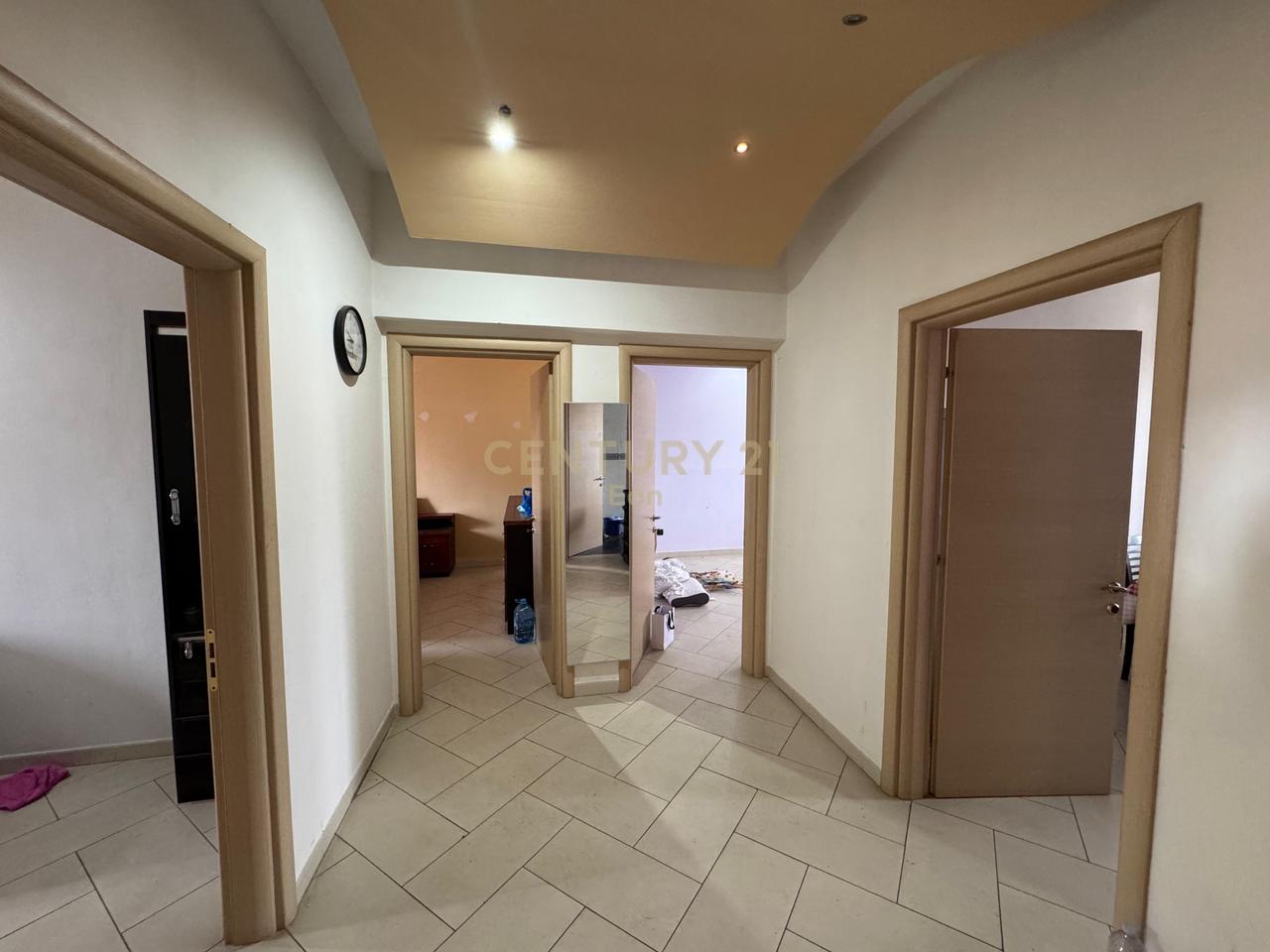 SHITET APARTAMENT 2+1, MUNDESI KTHIMI NE 3+1!