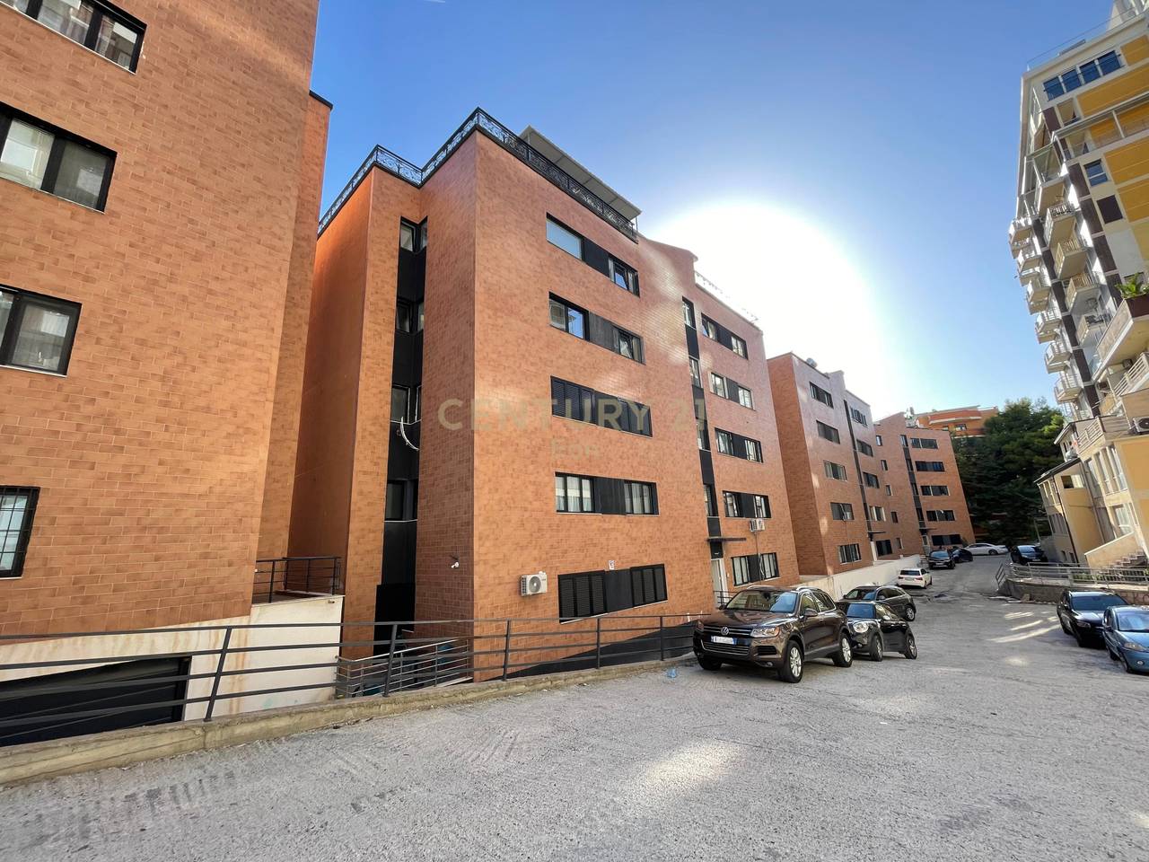 SHITET APARTAMENT  1+1 TE VILA ZOGUT, PAMJE DETI !