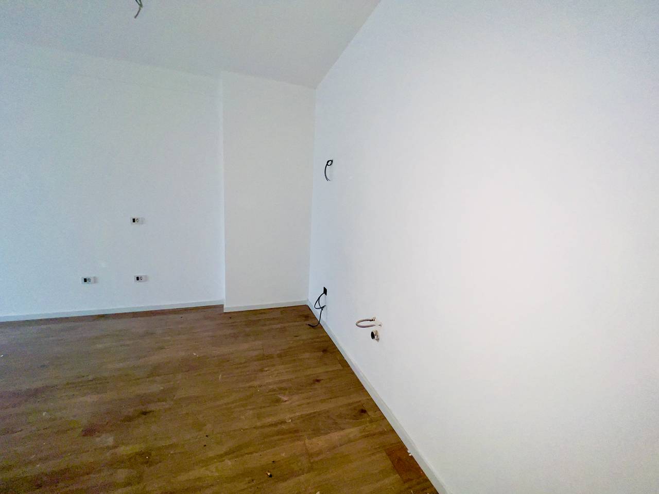 Apartment 2+1+2 Residence “Golden Tower”, Mine Peza Street