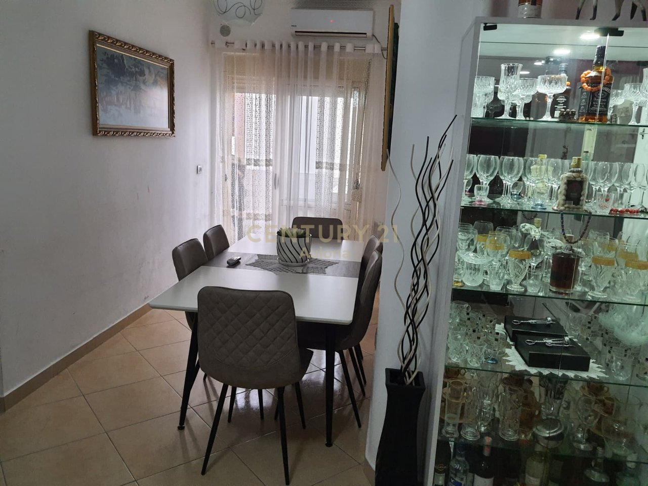 Appartamento 2+1 in affitto vicino al parco giochi "Aulona", Vlora