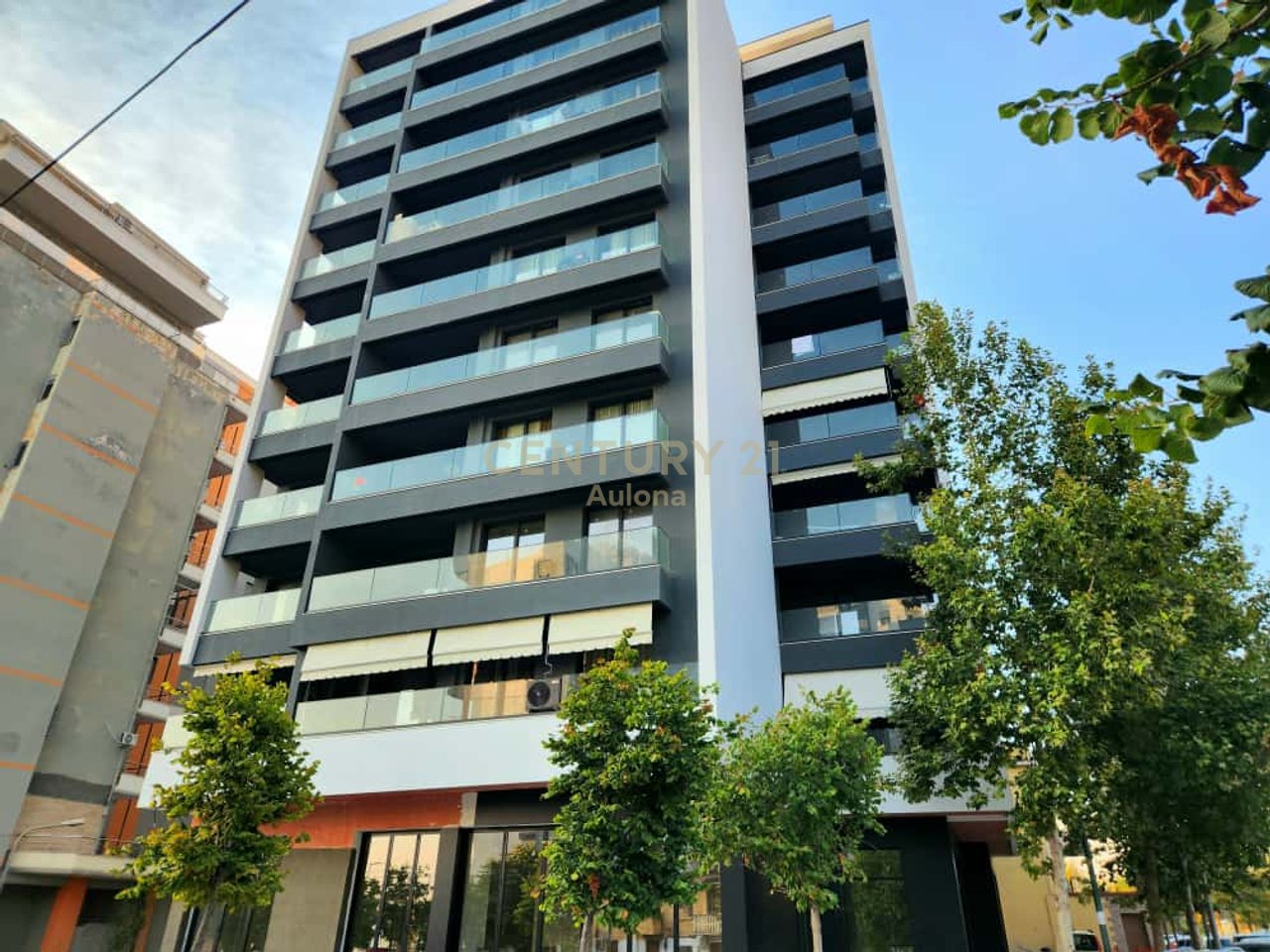 Apartament Modern 1+1 me Qira pranë Lungomare 1