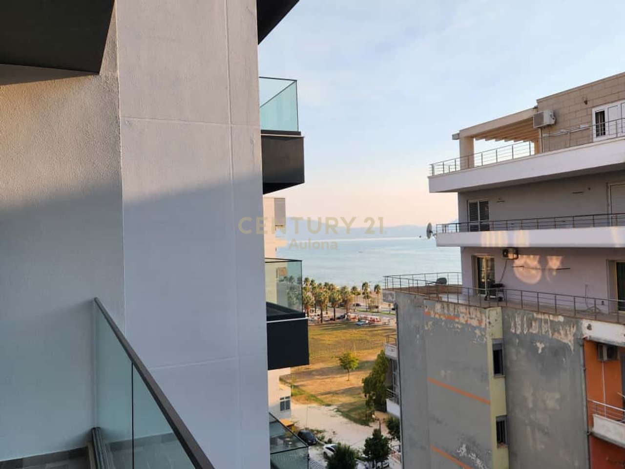 Apartament Modern 1+1 me Qira pranë Lungomare 1