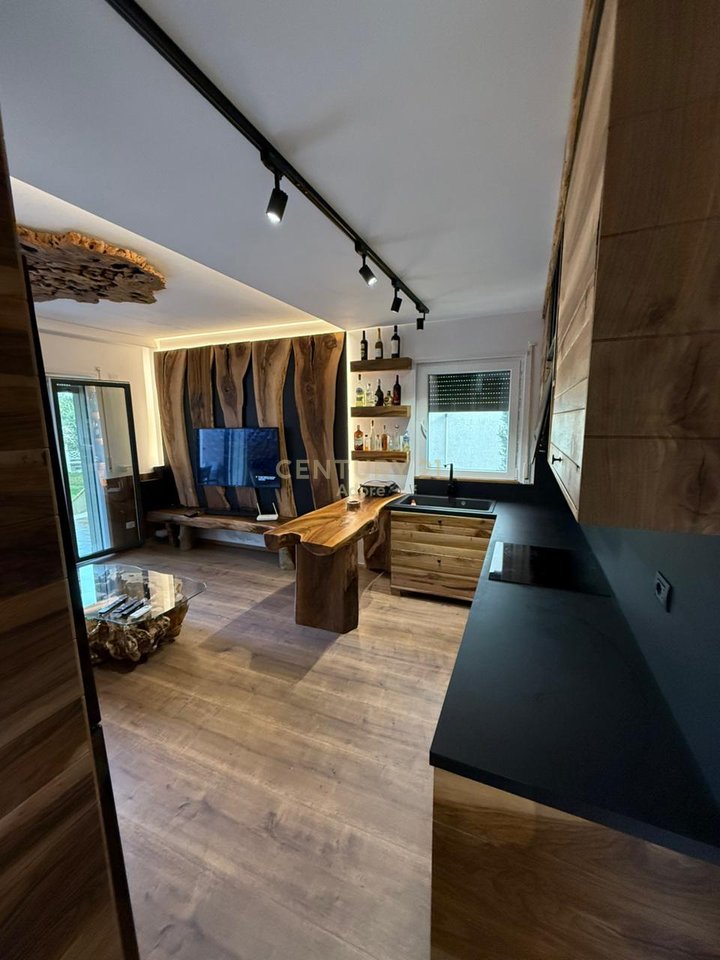 SHITET APARTAMENT1+1 + VERANDE + OBORR TEK REZIDENCA VALA MAR NE DURRES!